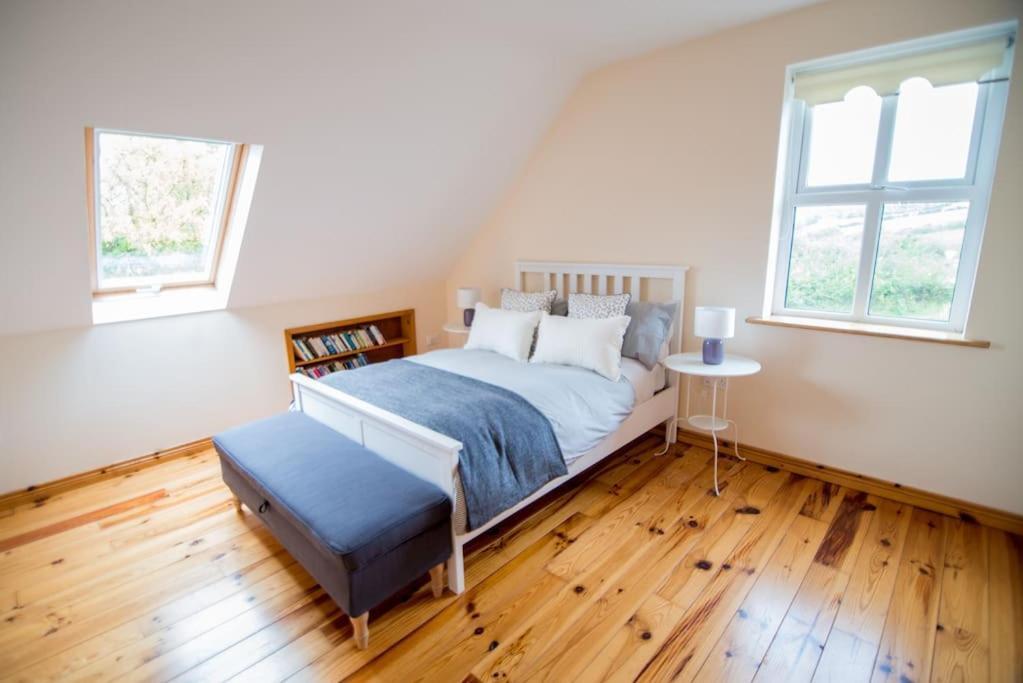 *Spacious Irish Cottage* Fanore 외부 사진
